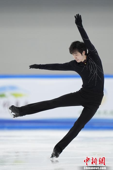 十四冬花滑公开组开赛：金博洋以93.60分领跑短节