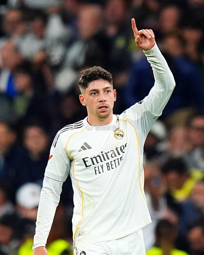 皇马双线告捷复仇马竞 巴萨五连胜领跑西甲