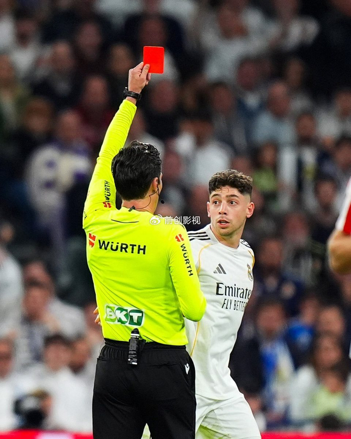 皇马双线告捷复仇马竞 巴萨五连胜领跑西甲