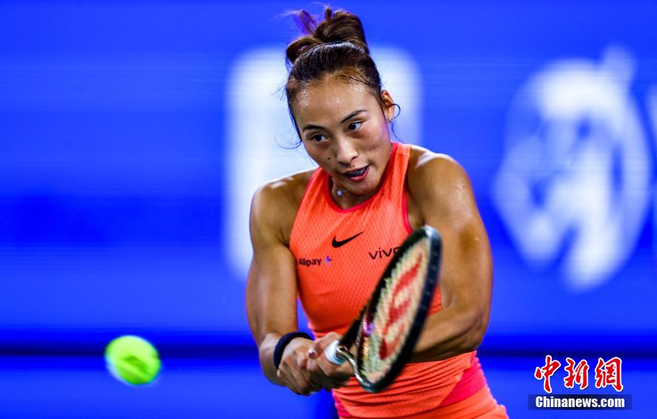 郑钦文完成三年三级跳：连续三年获WTA年度最佳