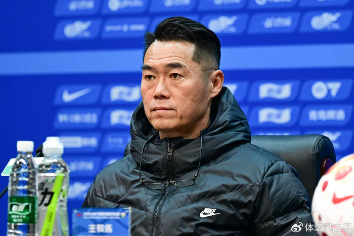 山东泰山队换帅引热议 三名候选人争夺帅位