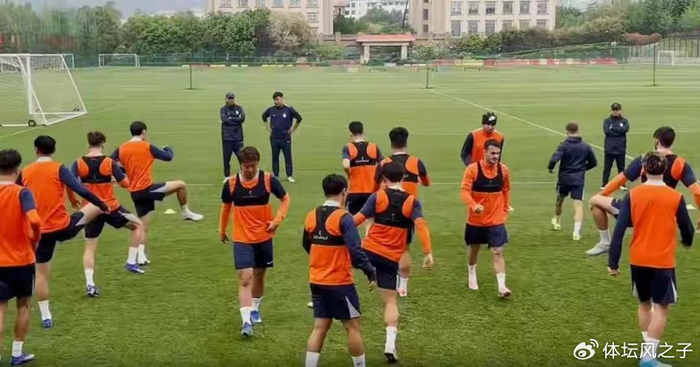 山东泰山迎关键战 教练组调整或助球队逆转