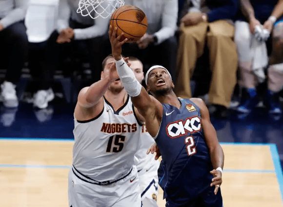 雷霆提前锁定季后赛席位 亚历山大统治力震撼联